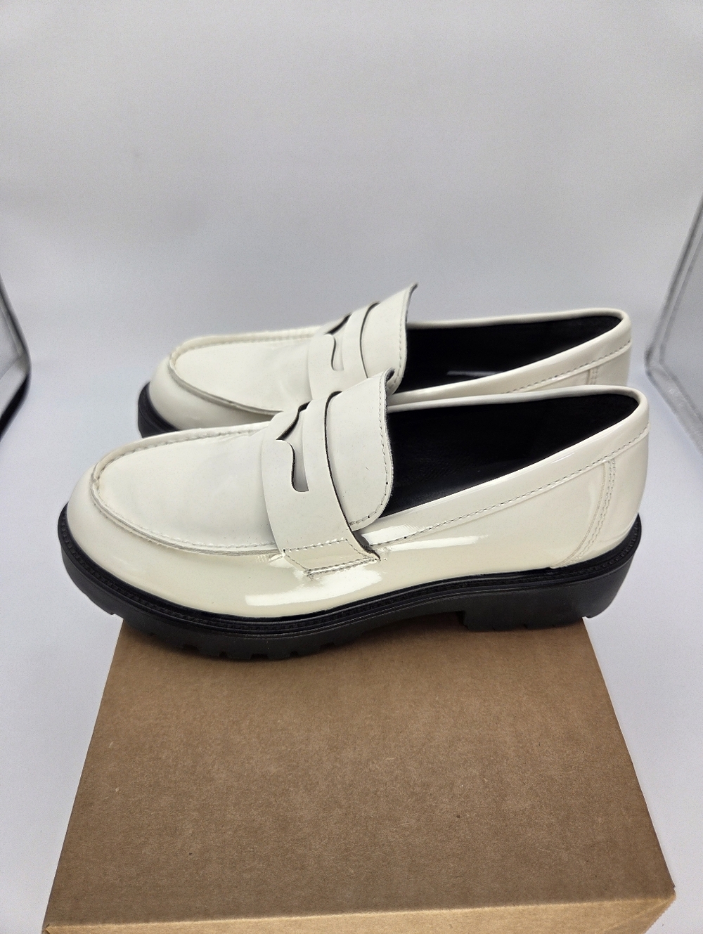Steve Madden Cream White Lotto Loafers Chunky Heel 7.5 - Picture 6 of 8